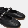 Anaya de cuero negro con tachuelas Anaya de cuero negro con tachuelas