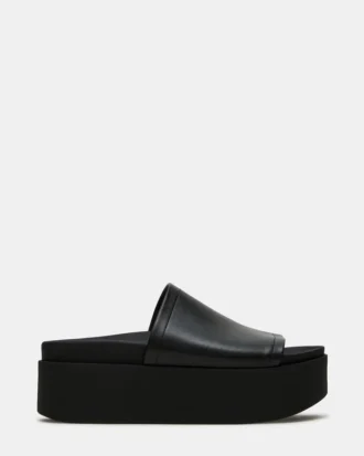 arwen de cuero negro 1 330x413 - Arwen de cuero negro