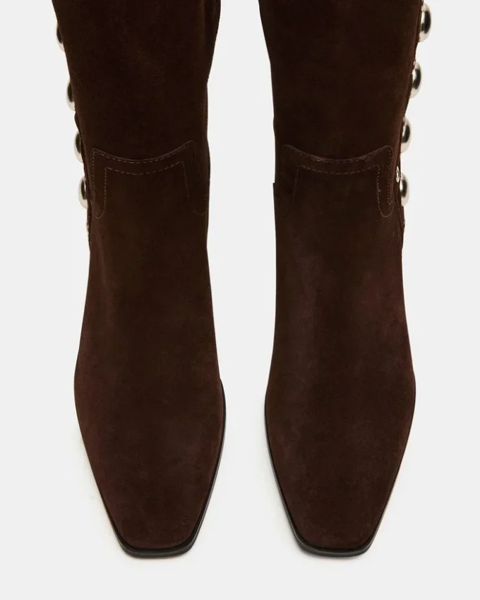 Botas de ante marrón con tachuelas Dingo