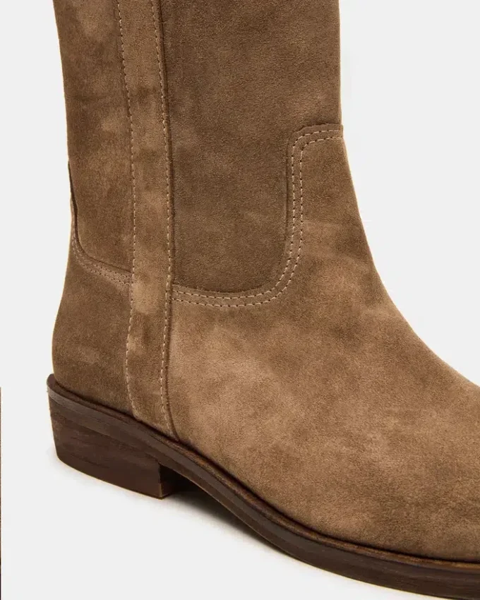 Botas Dunster de gamuza color castaño Botas Dunster de gamuza color castaño