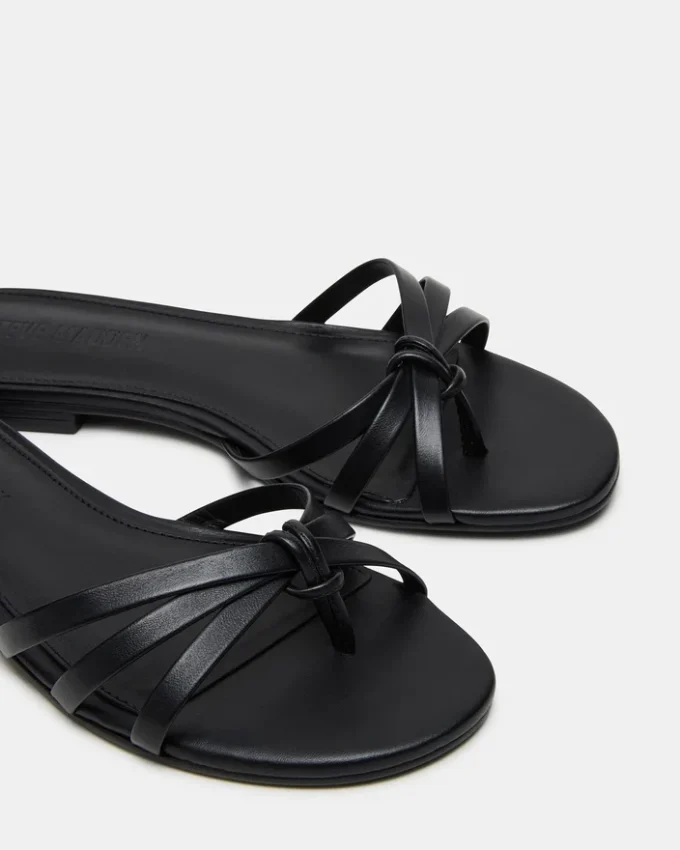 Calissi de cuero negro