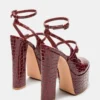 Cocodrilo rojo Scotlyn