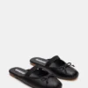 Cutesy de cuero negro Cutesy de cuero negro
