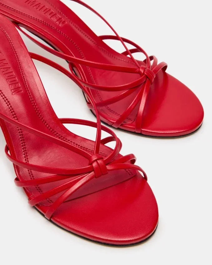Edna de cuero rojo