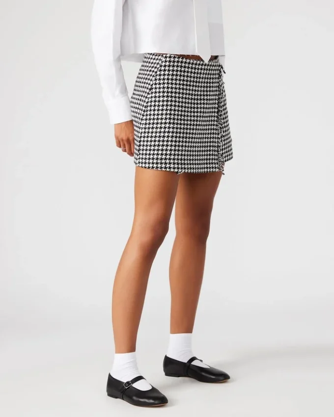 Falda Leon Negro/Blanco