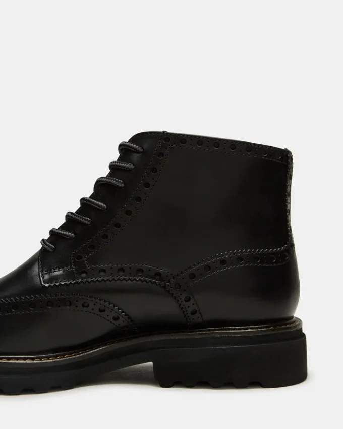 Koda de cuero negro Koda de cuero negro