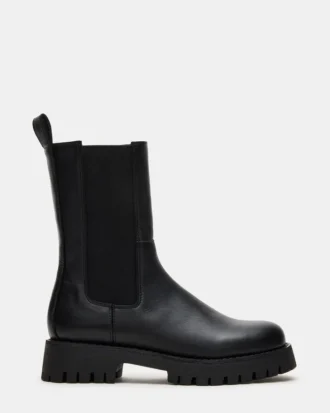 Lowa de cuero negro