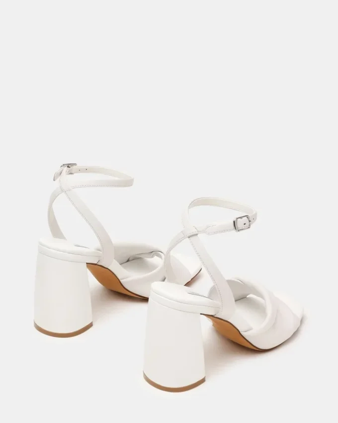 Mandy de cuero blanco Mandy de cuero blanco