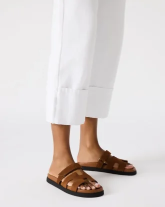 Mayven de gamuza color camel