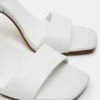 Messa de cuero blanco Messa de cuero blanco