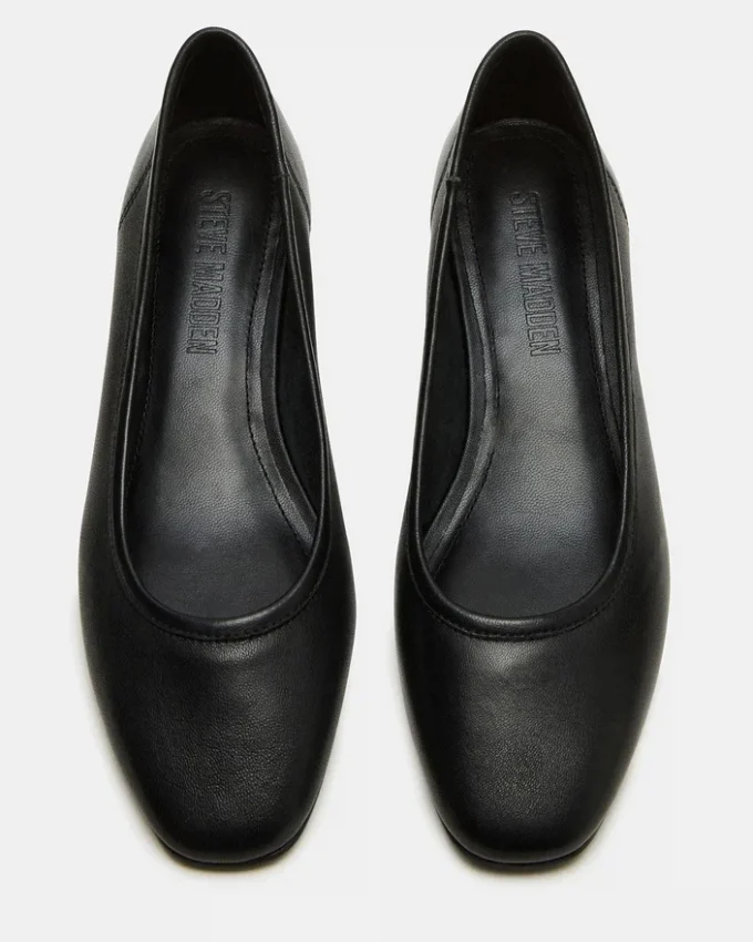 Mollie de cuero negro Mollie de cuero negro