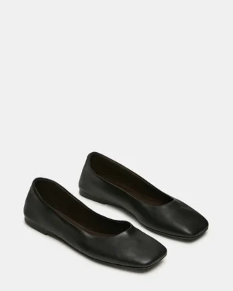Nurture Cuero Negro