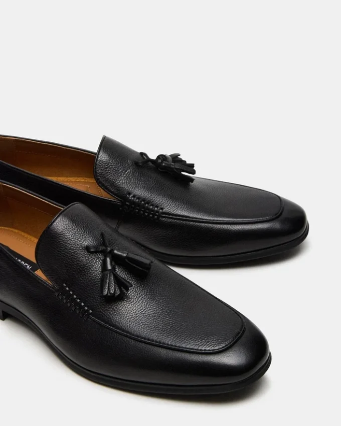 Ondre de cuero negro Ondre de cuero negro
