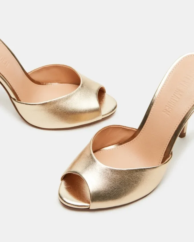 Priya de cuero dorado Priya de cuero dorado