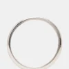 Pulsera tipo brazalete delgada plateada