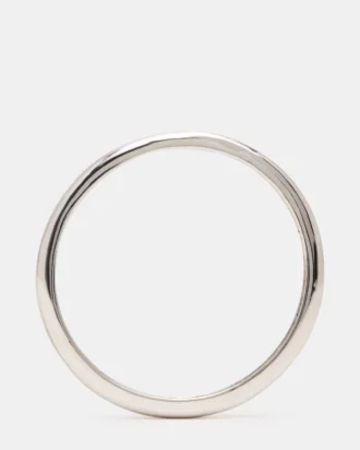 Pulsera tipo brazalete delgada plateada