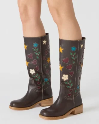 Riggs de cuero marrón con estampado floral