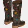 Riggs de cuero marrón con estampado floral Riggs de cuero marrón con estampado floral