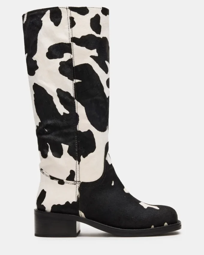 Riggs Negro con estampado de vaca y pantorrilla ancha Riggs Negro con estampado de vaca y pantorrilla ancha