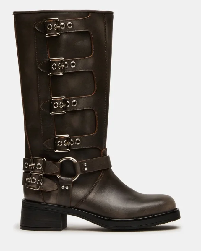Rocky Brown, pantalon de pierna ancha desgastado