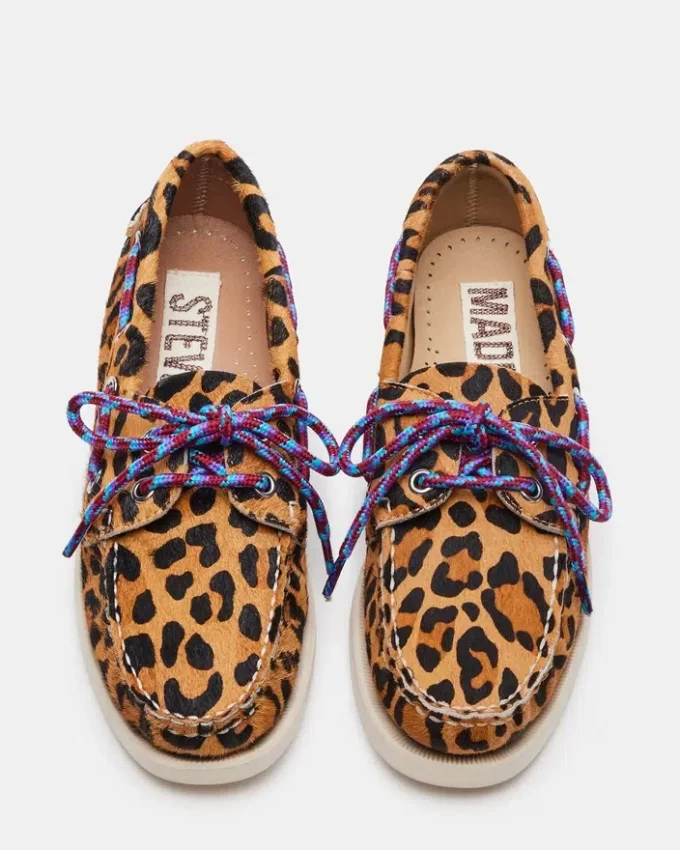 Sail Leopard