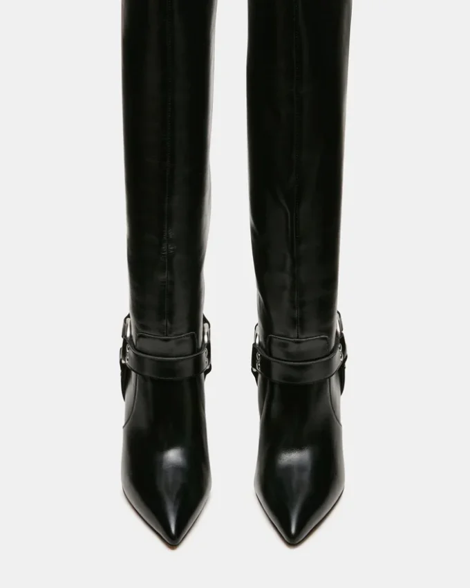 Talis de cuero negro Talis de cuero negro