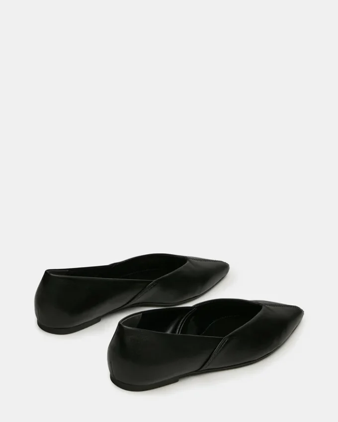 Tovi de cuero negro Tovi de cuero negro