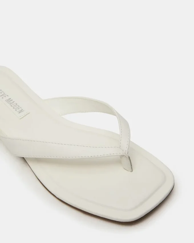 Trella de cuero blanco