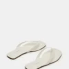 Trella de cuero blanco