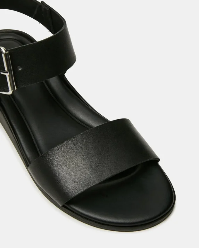 Vaeda de cuero negro Vaeda de cuero negro