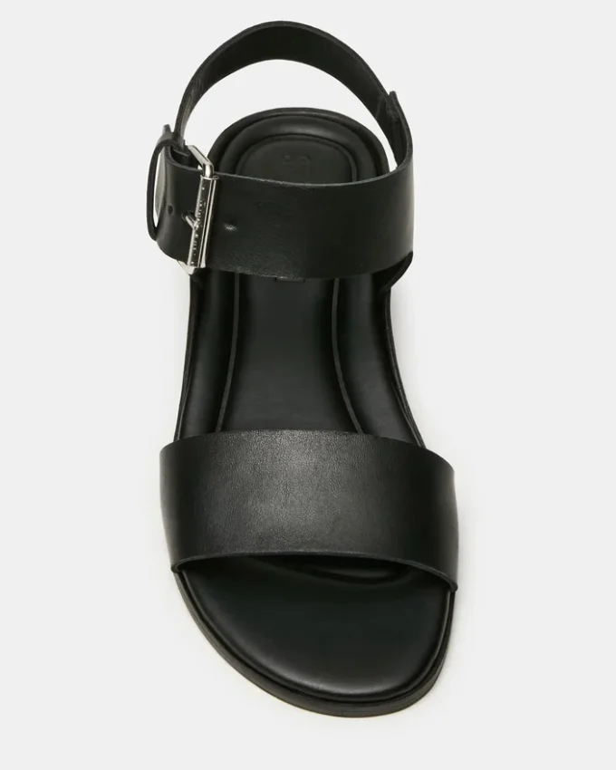 Vaeda de cuero negro Vaeda de cuero negro