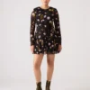 Vestido Bliss negro con estampado floral pequeño Vestido Bliss negro con estampado floral pequeño