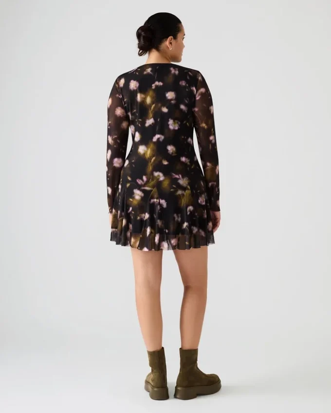 Vestido Bliss negro con estampado floral pequeño Vestido Bliss negro con estampado floral pequeño
