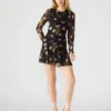 Vestido Bliss negro con estampado floral pequeño Vestido Bliss negro con estampado floral pequeño