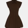 Vestido Dyanne en color espresso oscuro Vestido Dyanne en color espresso oscuro