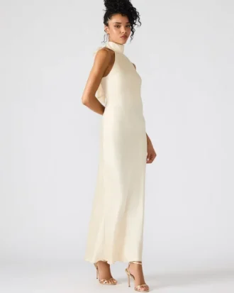 Vestido Lara color crema