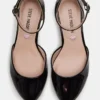 Zapatos de niña Prettyy en charol negro Zapatos de niña Prettyy en charol negro